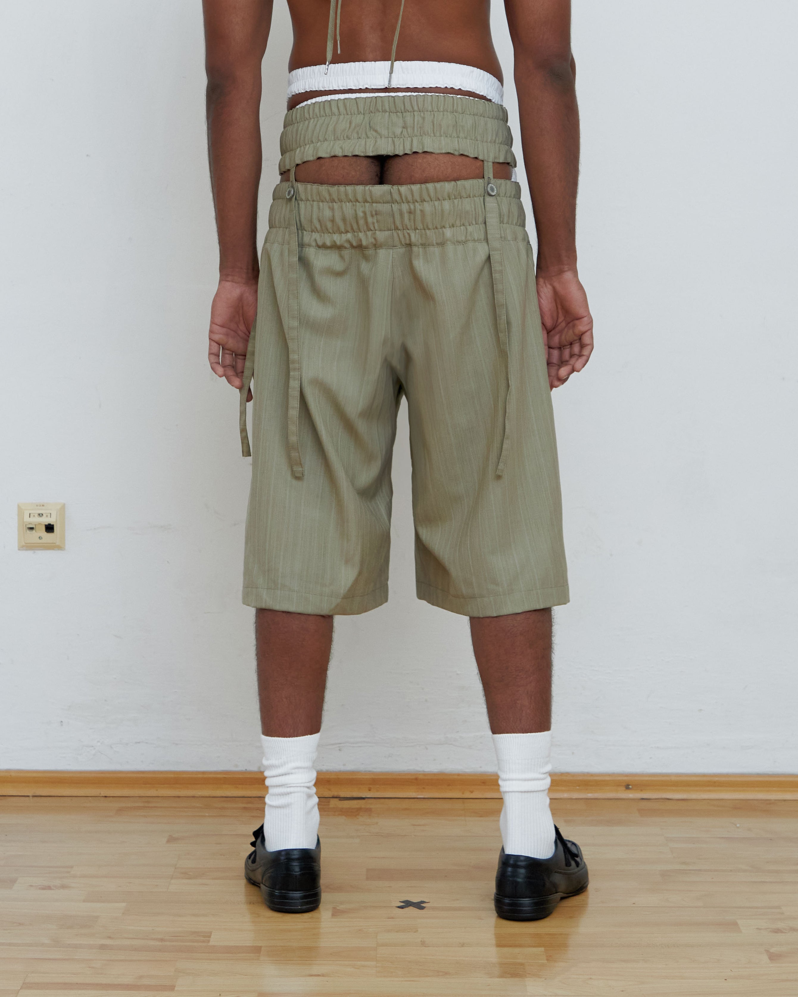 Double Waistband Bermuda
